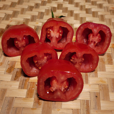 sliced Vera's Tomato